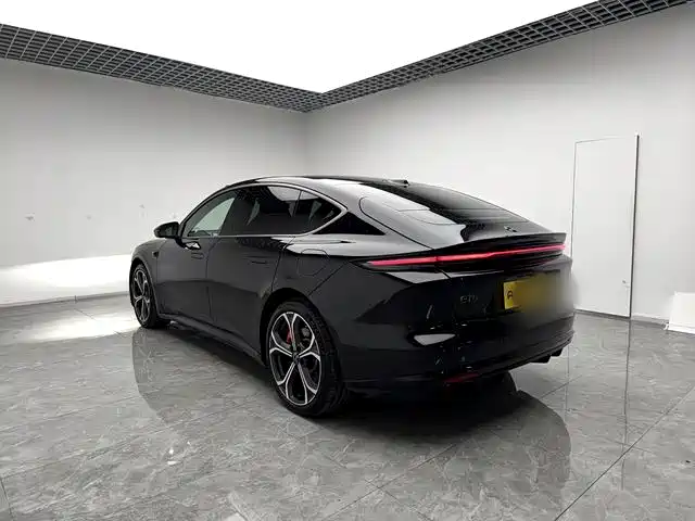 NIO ET5 — миниатюра 3