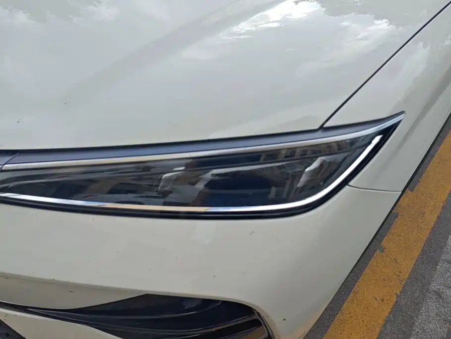 BYD Song Ultra — миниатюра 5