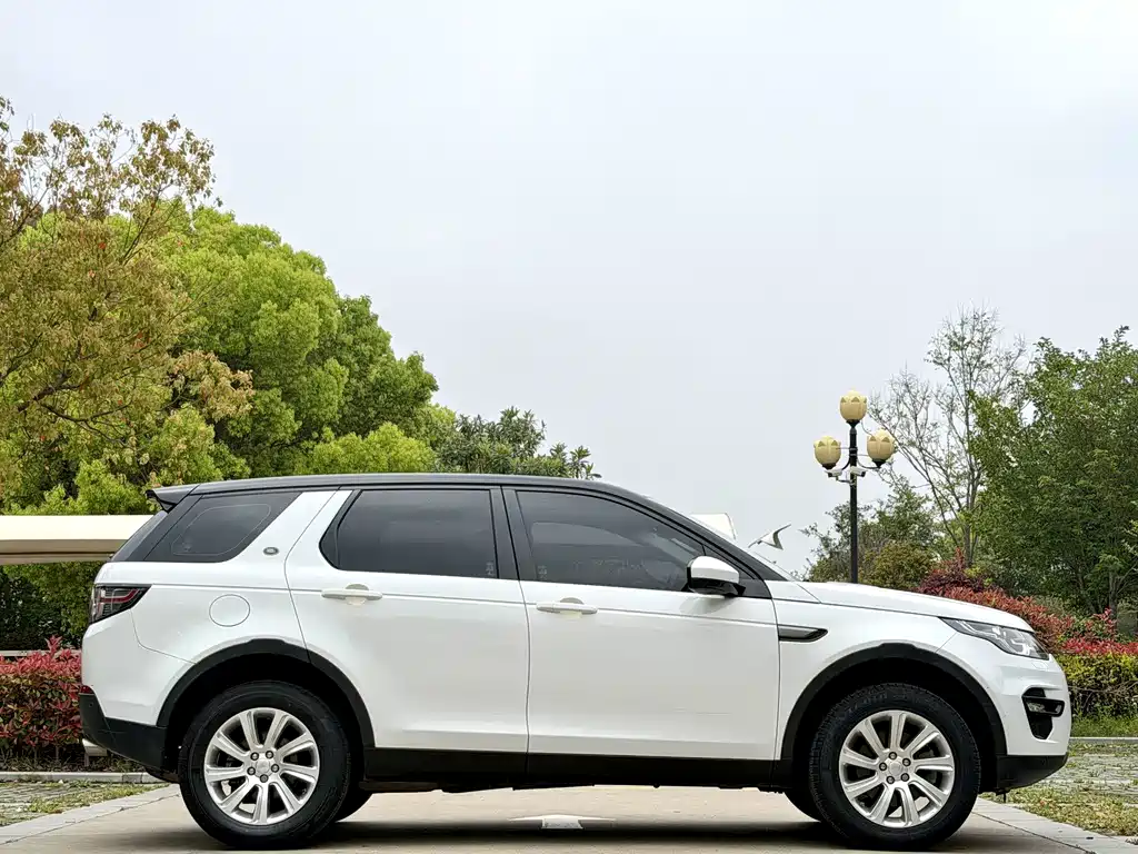 Land Rover Discovery Sport — миниатюра 5