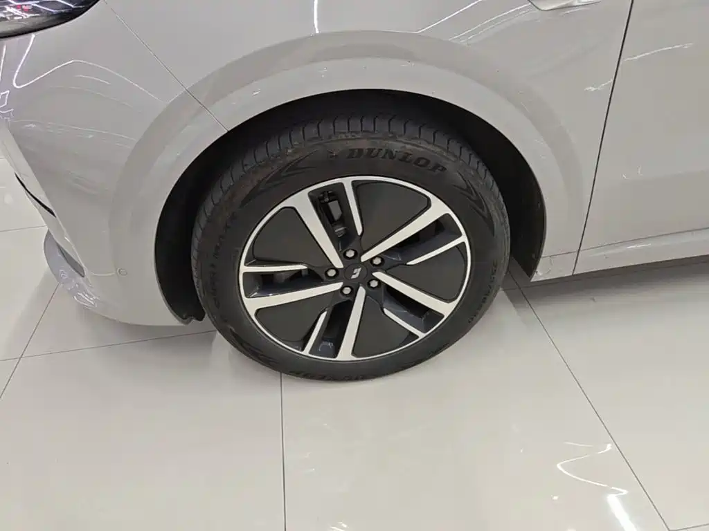 Li Auto Li L6 — миниатюра 23