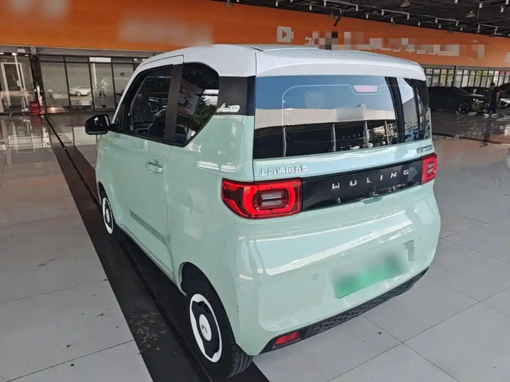 Wuling MINIEV — миниатюра 5