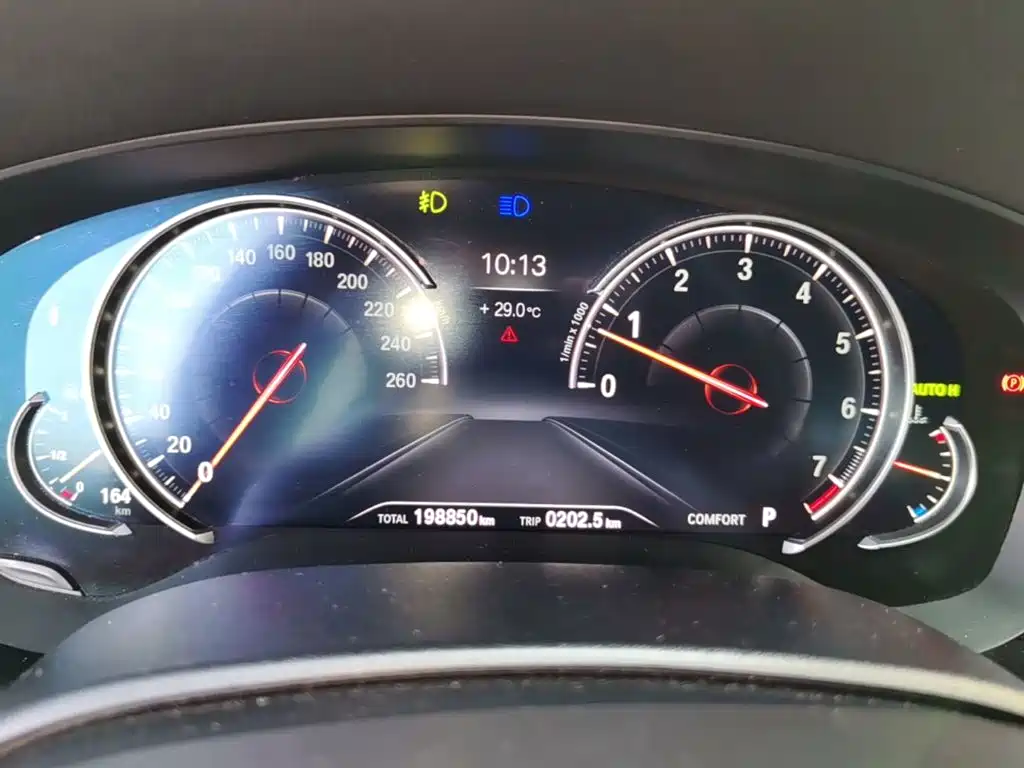 BMW 5 Series (Import) — миниатюра 12