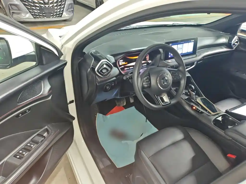 MG MG5 — миниатюра 16