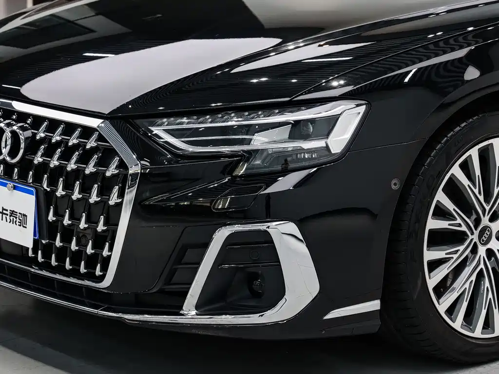 Audi A8 — миниатюра 8