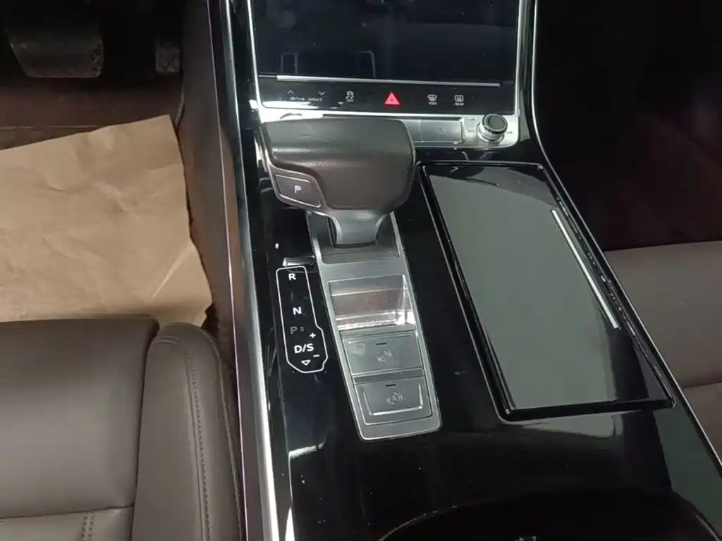 Audi A8 — миниатюра 14