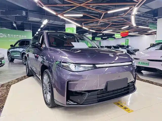 2025 Leapmotor C10