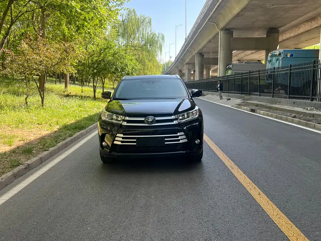 Toyota Highlander 2020