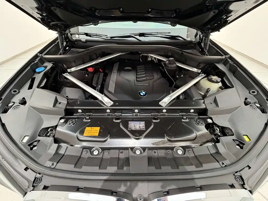 BMW X7 — миниатюра 12