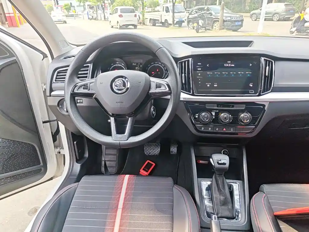 Skoda Kamiq — миниатюра 13