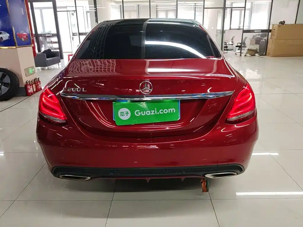 Mercedes-Benz C-Class — миниатюра 6