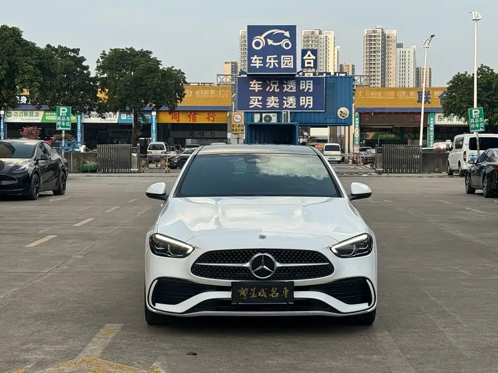 Mercedes-Benz C-Class — миниатюра 2