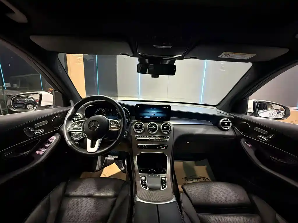 Mercedes-Benz GLC — миниатюра 9