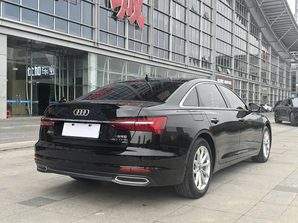 Audi A6L 2021 40 TFSI Luxury