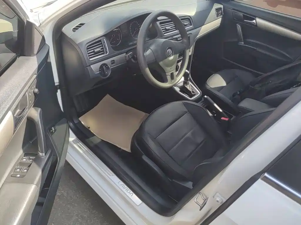 Volkswagen Lavida — миниатюра 16