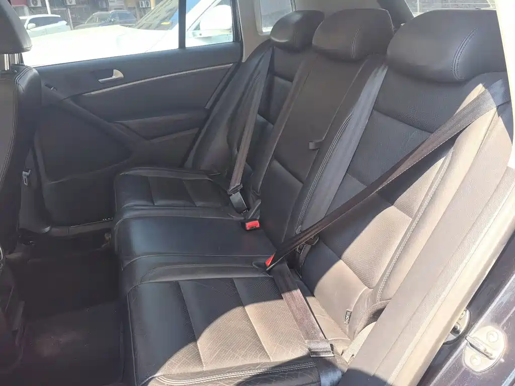 Volkswagen Tiguan — миниатюра 15