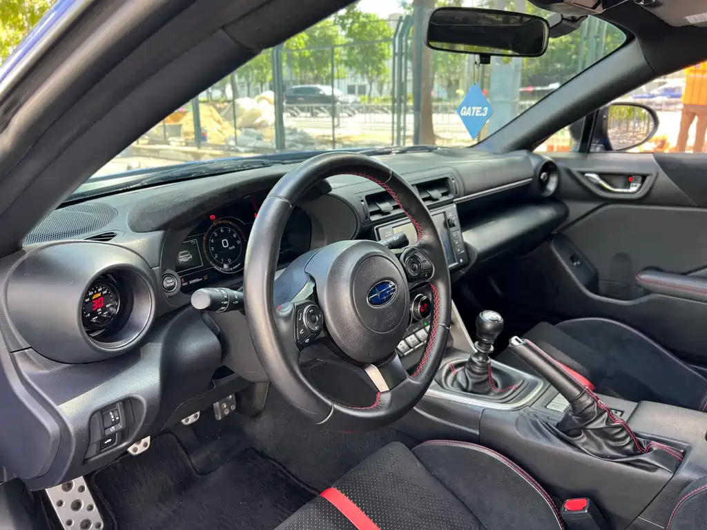 Subaru BRZ — миниатюра 10