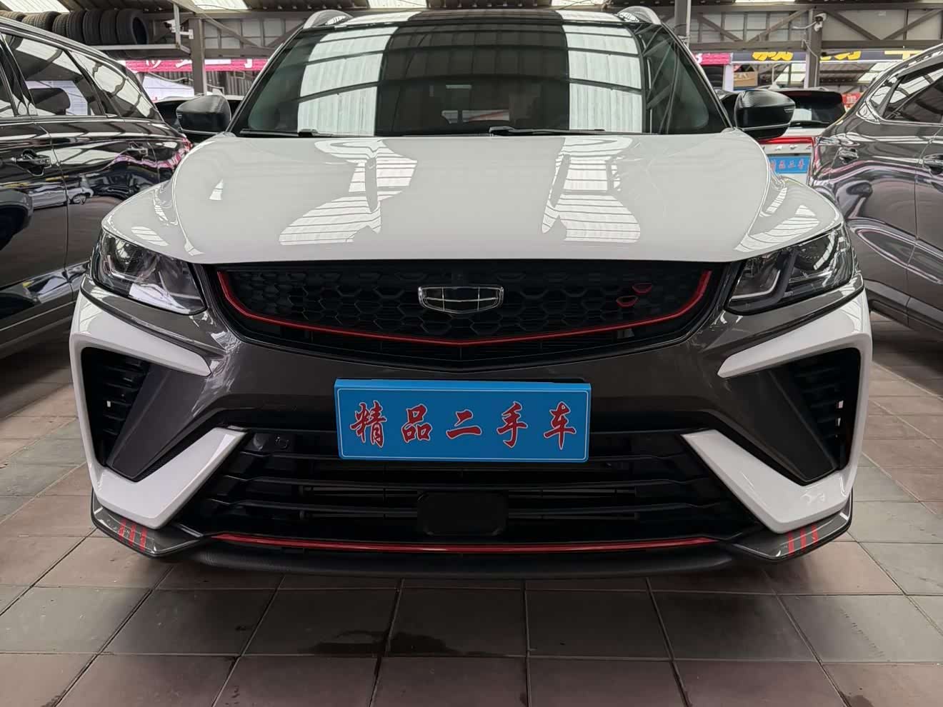 Geely Binyue 1.4 л 2022 г. Белый, пробег 42000 км