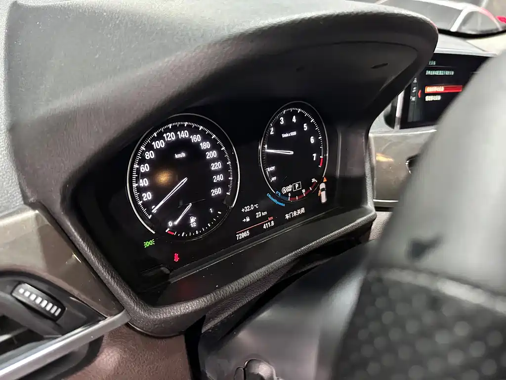 BMW X1 — миниатюра 10