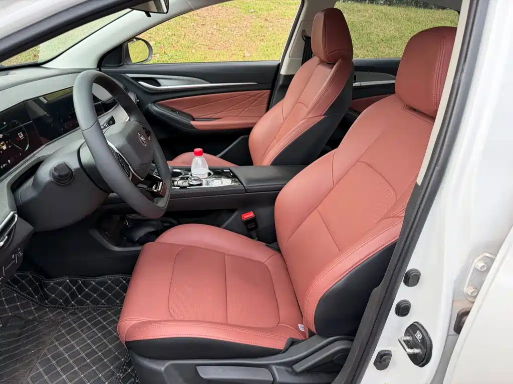 Changan Eado — миниатюра 8