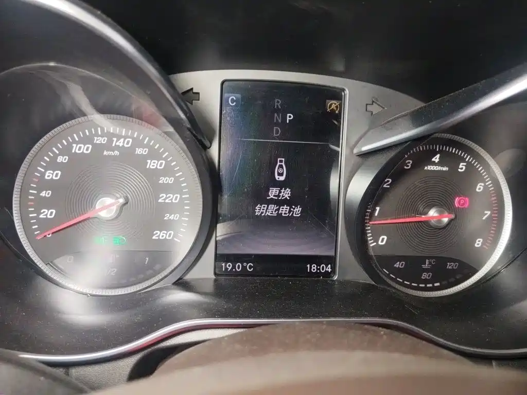 Mercedes-Benz GLC — миниатюра 7