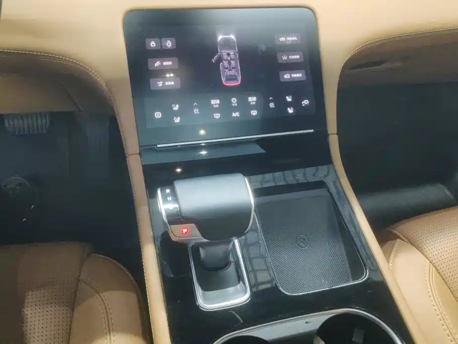 Li Auto Li ONE — миниатюра 16