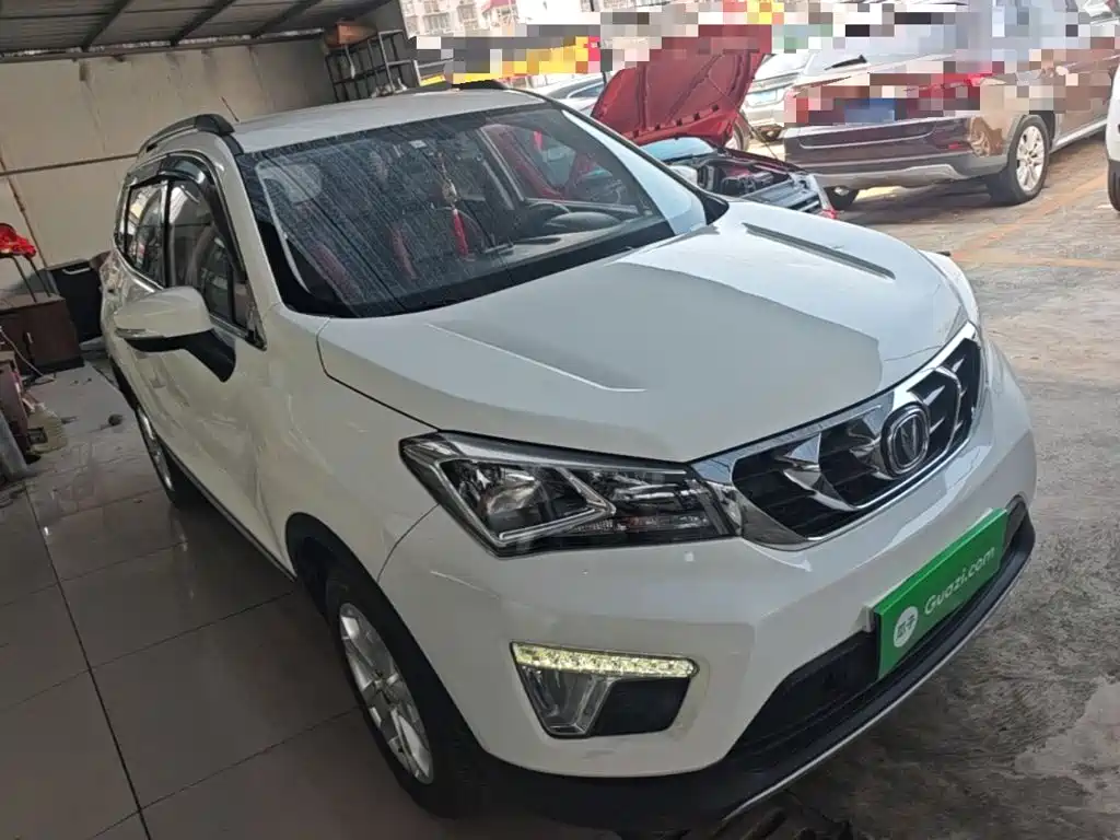 Changan CS15 — миниатюра 4