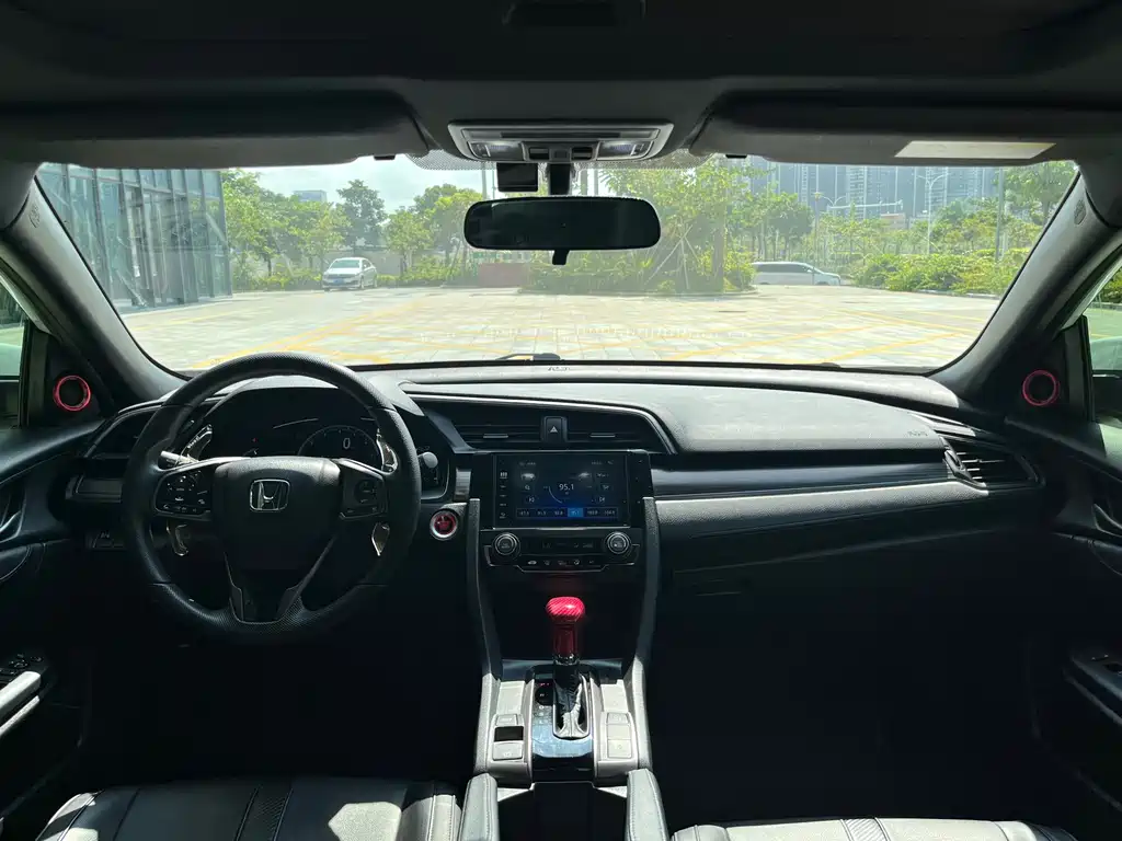 Honda Civic — миниатюра 8