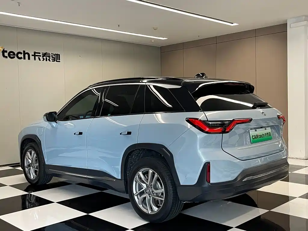 NIO ES6 — миниатюра 6