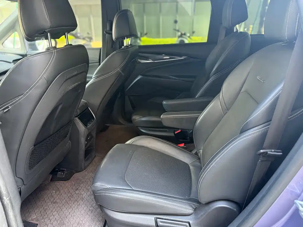 SAIC MAXUS CHASE G50