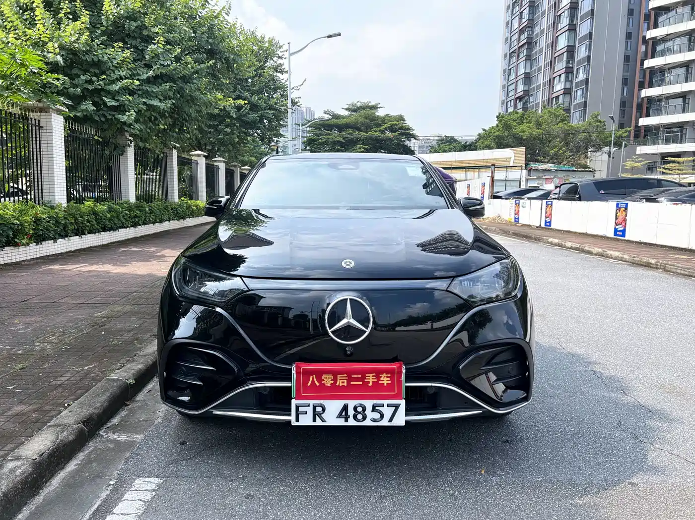 Mercedes-Benz EQE SUV