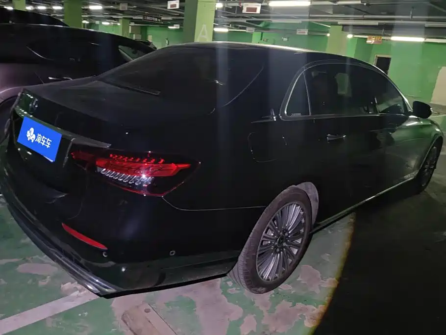 Mercedes-Benz E-Class — миниатюра 3