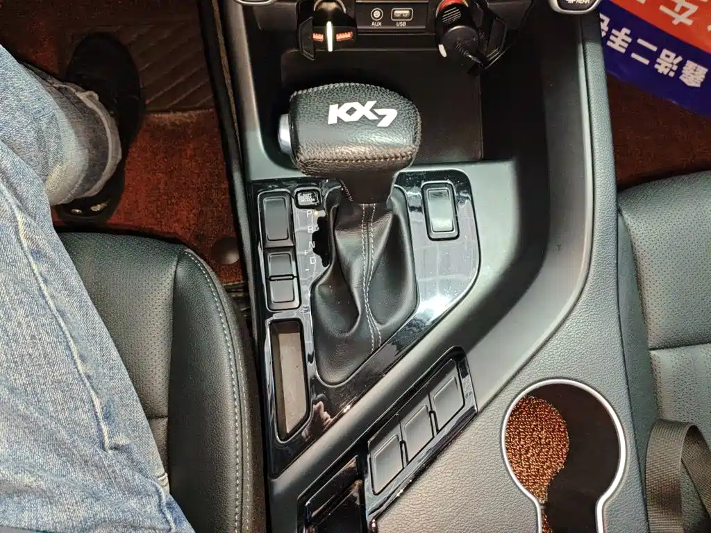 Kia KX7 — миниатюра 10
