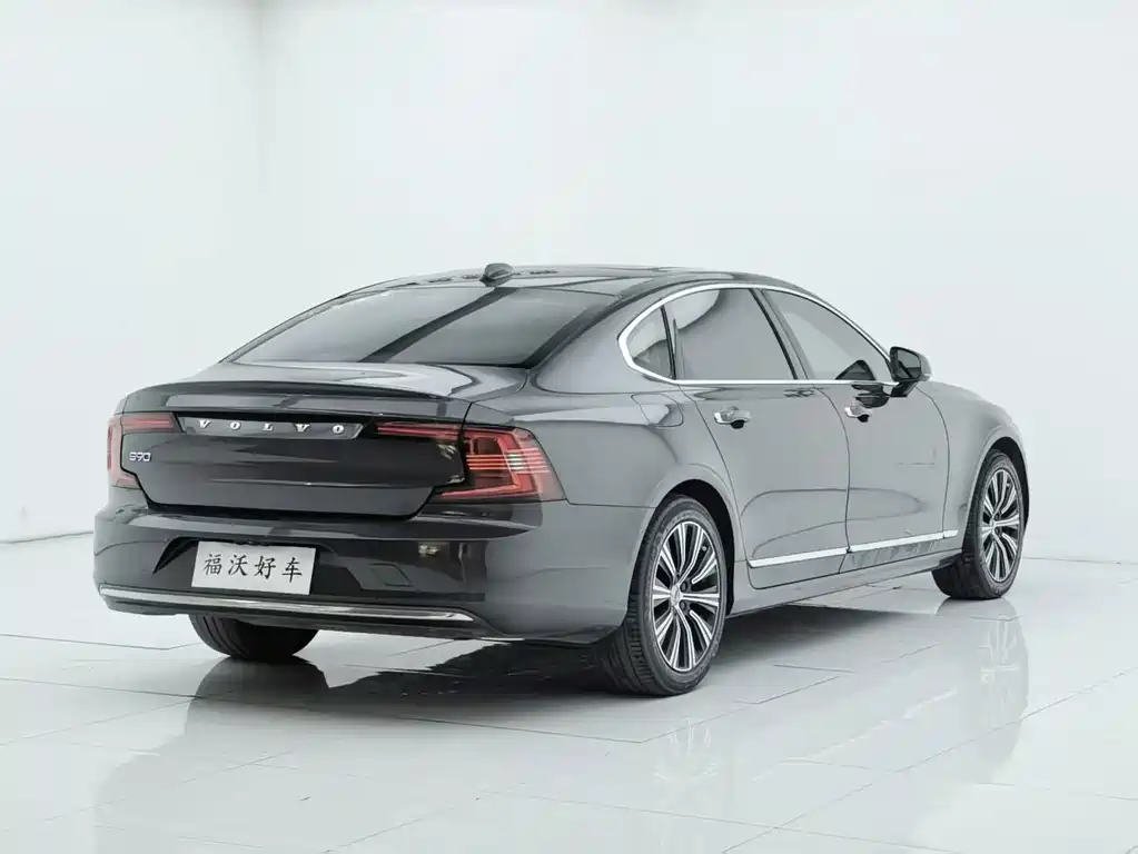 Volvo S90 — миниатюра 32