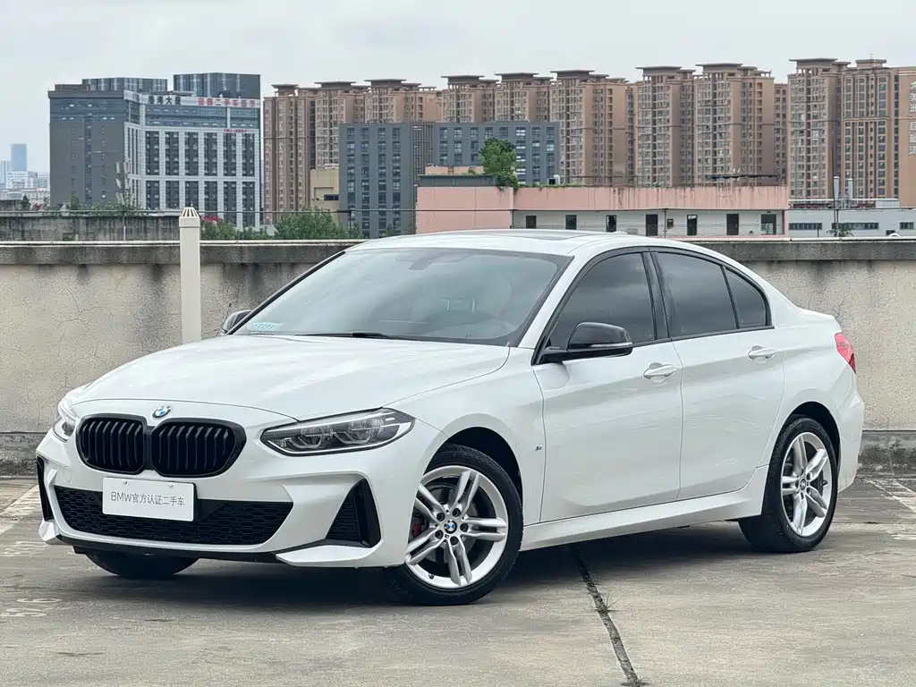 BMW 1 Series 2022