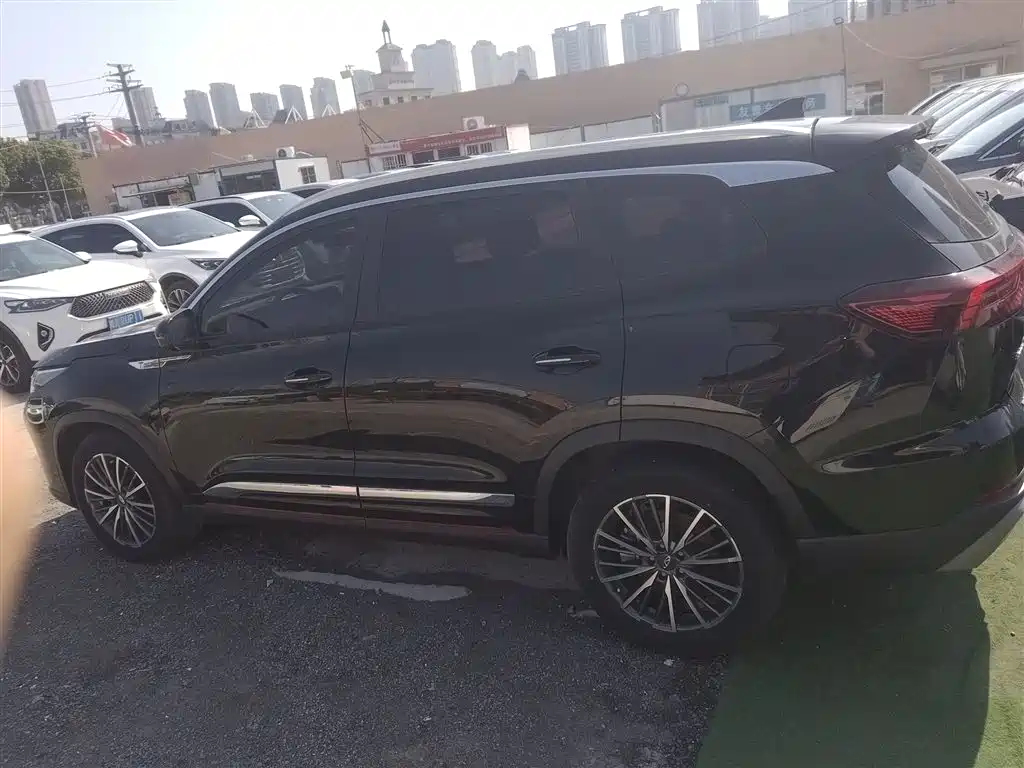 CHERY TIGGO 8 PRO