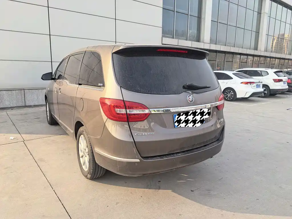 Buick GL8 2017 25S Luxury V
