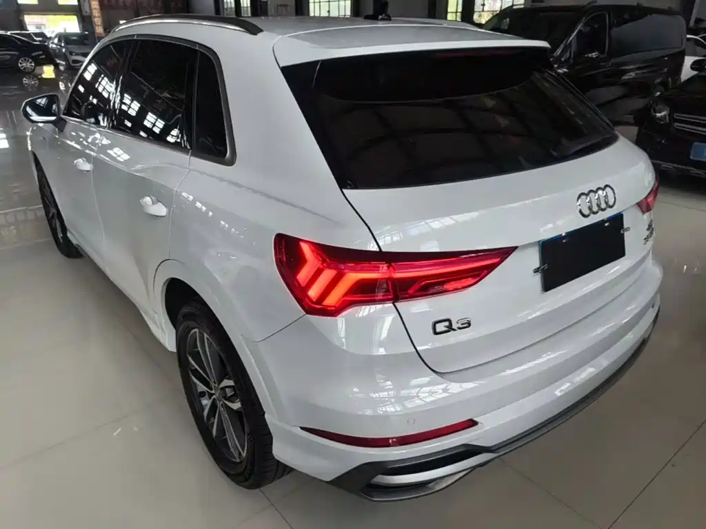 Audi Q3 — миниатюра 5