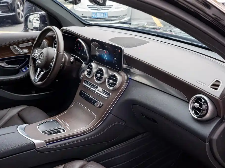 Mercedes-Benz GLC 2021 GLC 300 L 4MATIC