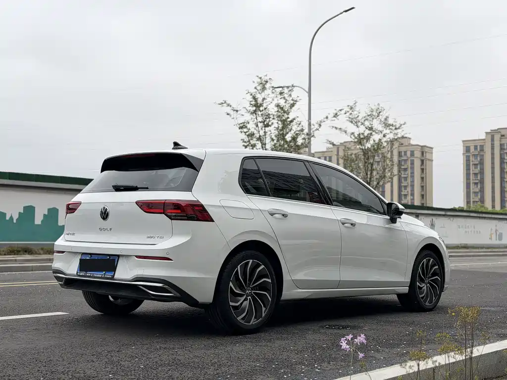 Volkswagen Golf 2021 280TSI DSG Pro