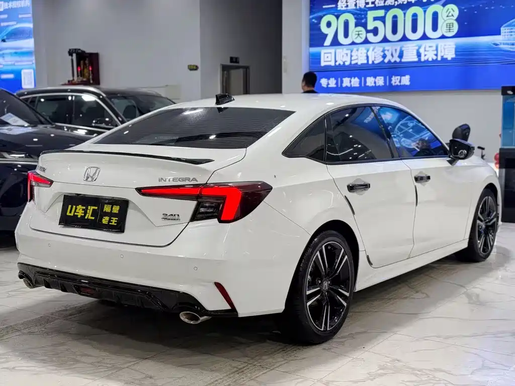 Honda Integra 2023 240TURBO CVT Luxury