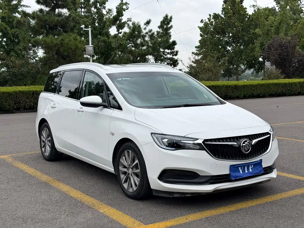 Buick GL6
