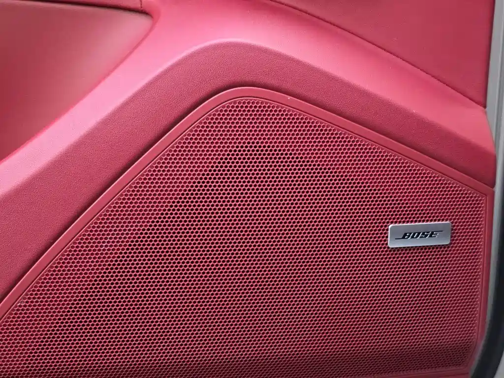 Porsche Cayenne — миниатюра 10