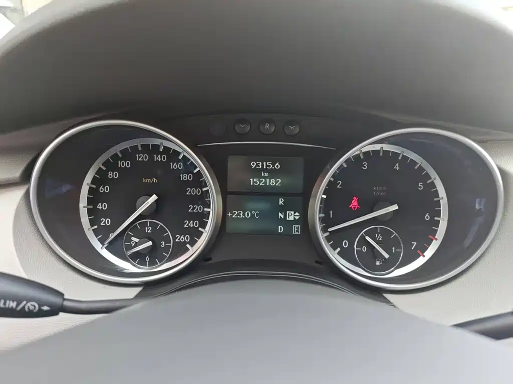 Mercedes-Benz R-Class — миниатюра 11