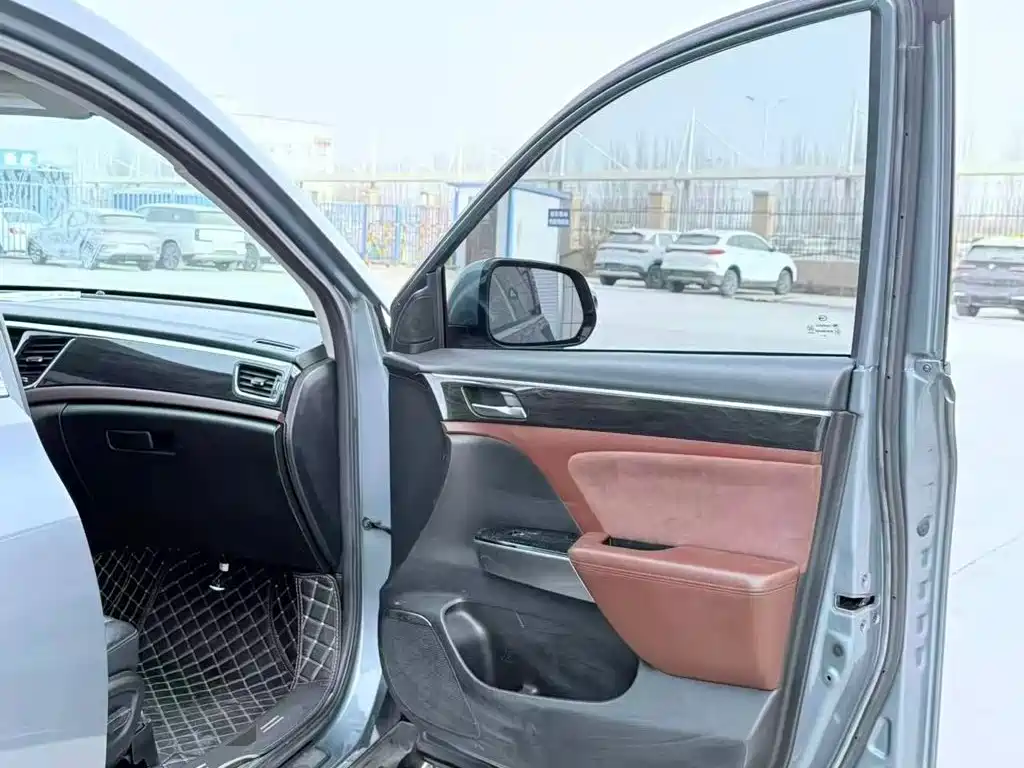 GAC Motor Trumpchi GS8 — миниатюра 16