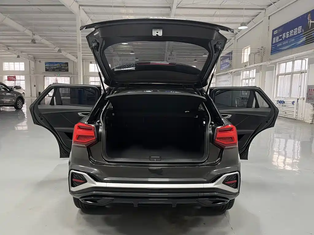 Audi Q2L — миниатюра 16