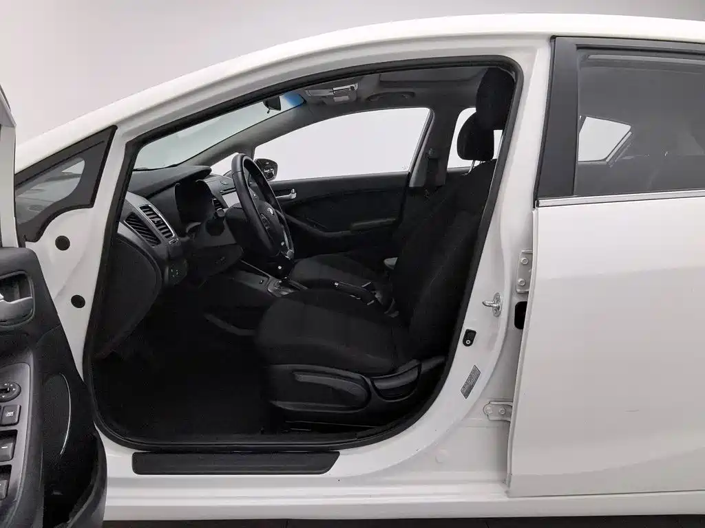 Kia K3S — миниатюра 10