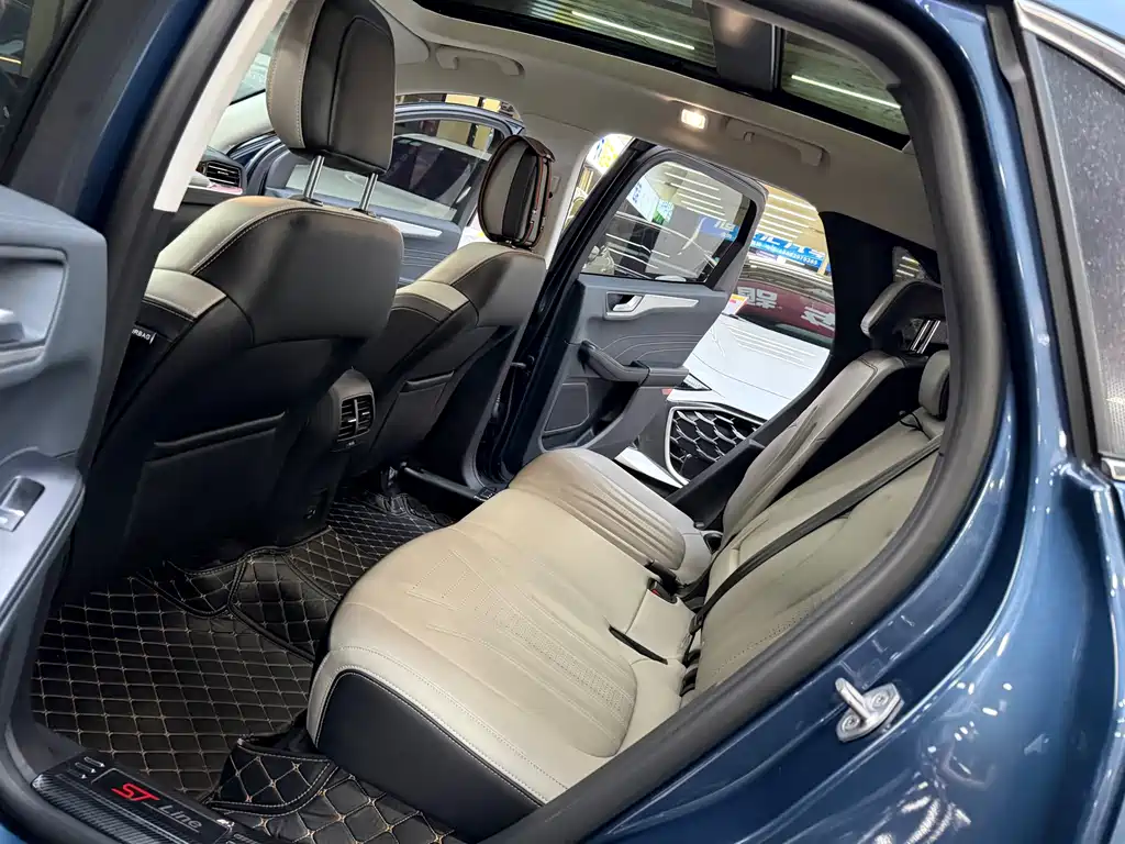 Ford Escape — миниатюра 11