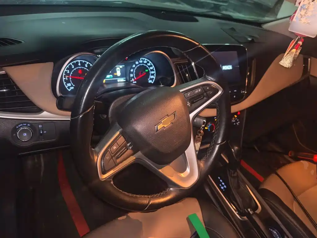 Chevrolet Monza — миниатюра 6