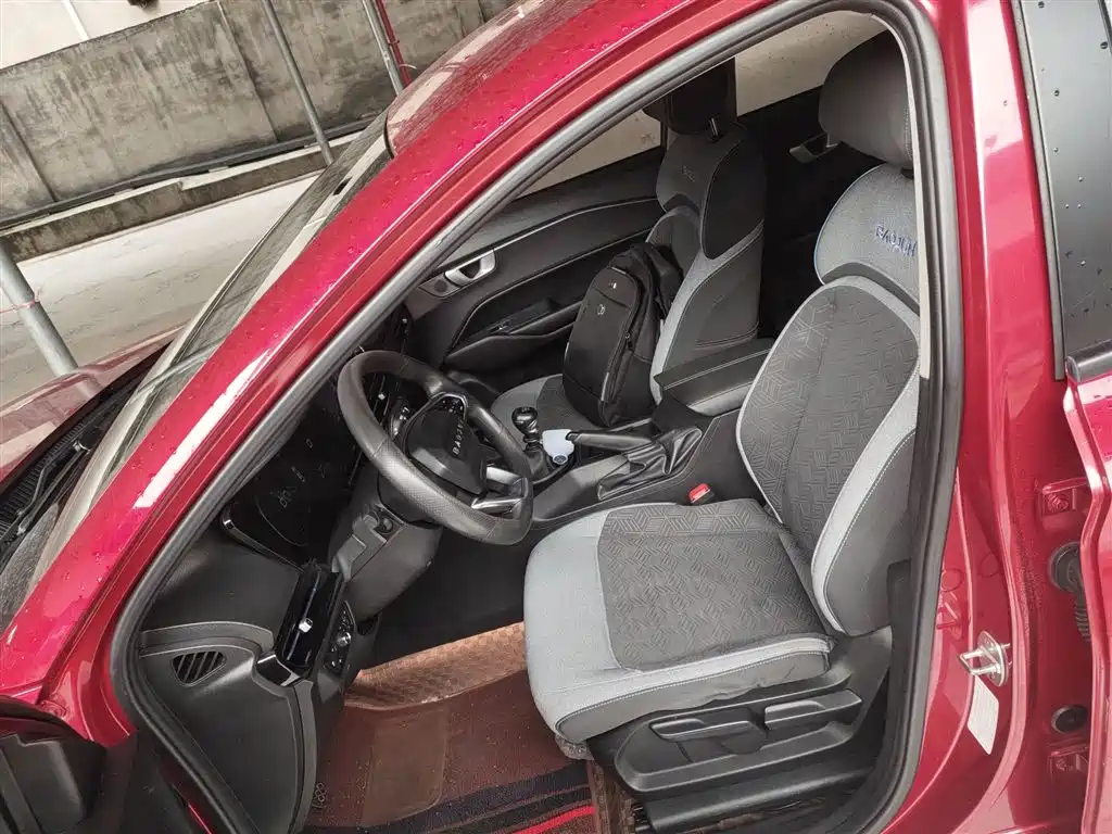 Baojun RC-6 — миниатюра 15