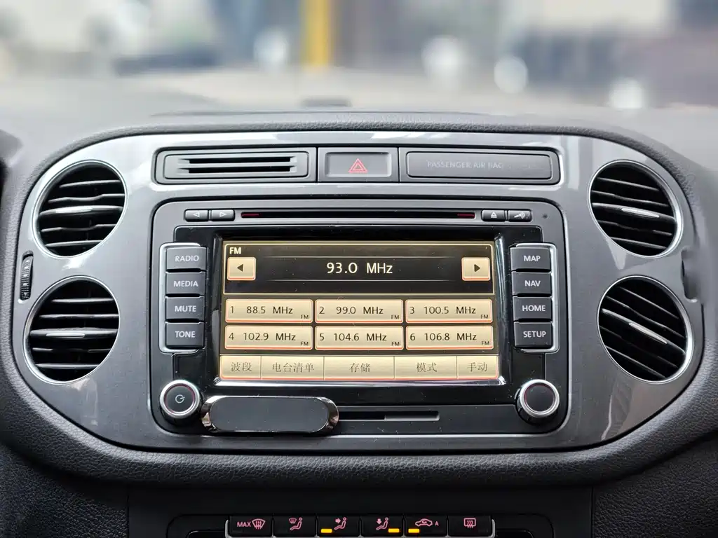 Volkswagen Tiguan — миниатюра 11